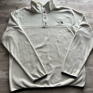 NEW! The North Face 1/4 zip button fleece sweater